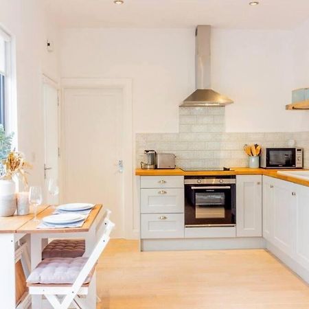 Newly Refurbished Traditional Cottage Blackrock Blackrock  Eksteriør bilde